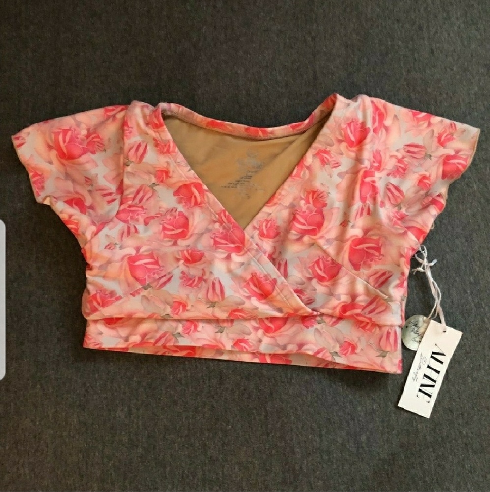 Beautiful Crop bathing top